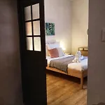 Maison 1708 - Rue Du Canard - Center Готель